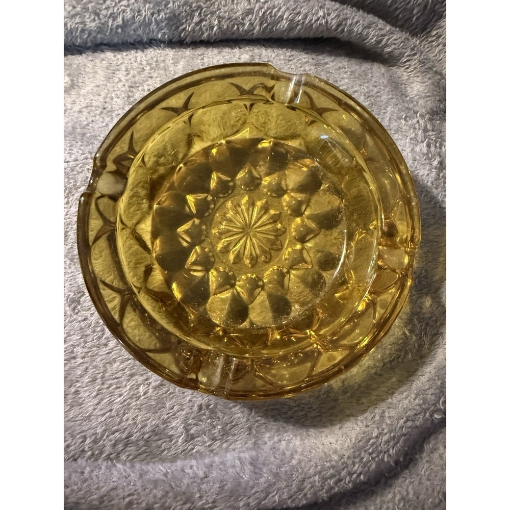 Vintage Anchor Hocking Amber Glass MCM Starburst Ashtray Fairfield Hippie 6.25"